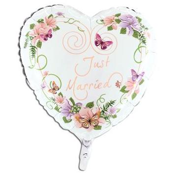 Балон фолио с формата на сърце и с надпис Just Married